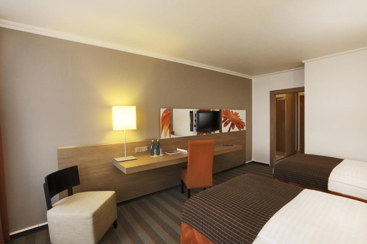 Twin Room Balcony,681257433:JPEG