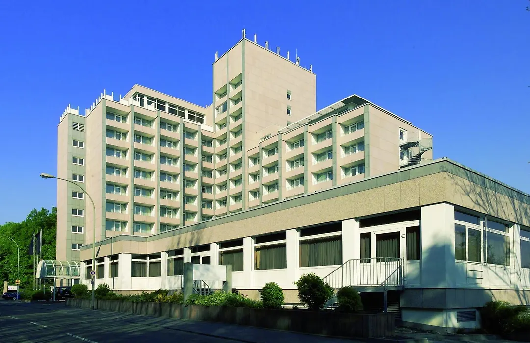 H4 Hotel Frankfurt Messe-1