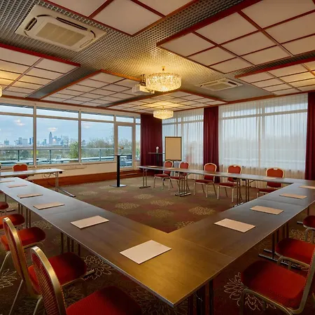 H4 Hotel Frankfurt Messe-2